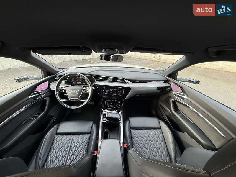 Внедорожник / Кроссовер Audi e-tron Sportback 2021 в Ровно