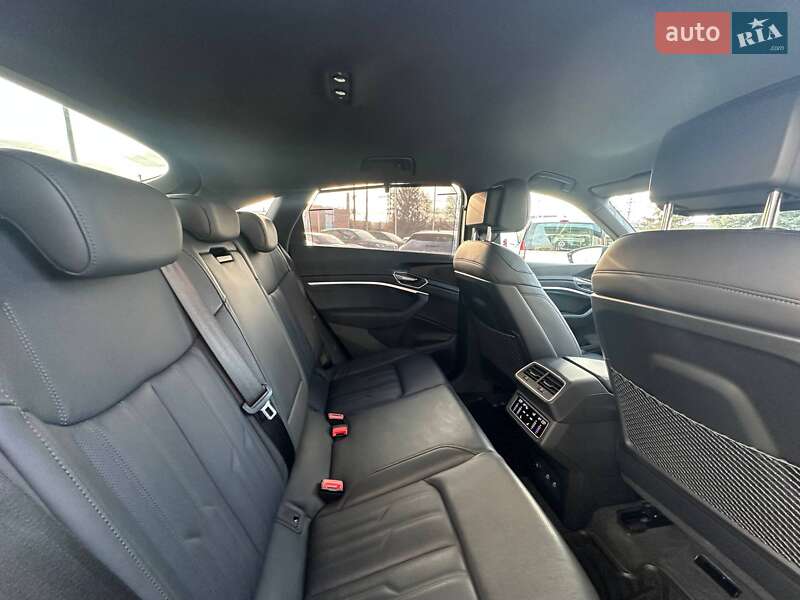 Внедорожник / Кроссовер Audi e-tron Sportback 2022 в Черновцах