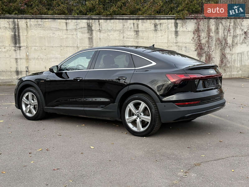 Внедорожник / Кроссовер Audi e-tron Sportback 2022 в Ровно