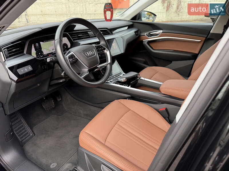 Внедорожник / Кроссовер Audi e-tron Sportback 2022 в Ровно