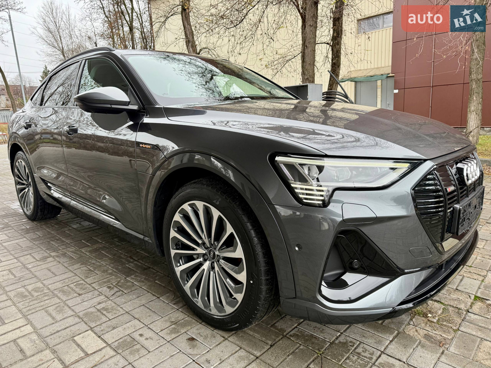 2022 Audi e-tron Sportback - мініатюра 8