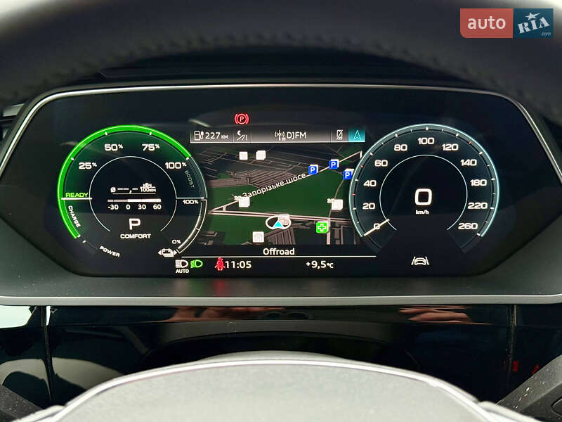 Позашляховик / Кросовер Audi e-tron Sportback 2022 в Дніпрі