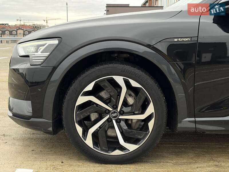Внедорожник / Кроссовер Audi e-tron Sportback 2021 в Мукачево