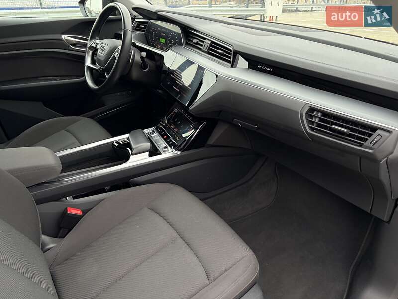 Внедорожник / Кроссовер Audi e-tron Sportback 2021 в Мукачево