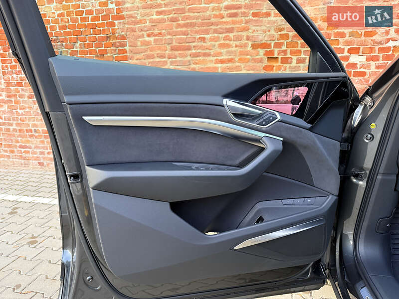 Внедорожник / Кроссовер Audi e-tron Sportback 2021 в Тернополе фото 28 Внедорожник / Кроссовер Audi e-tron Sportback 2021 в Тернополе