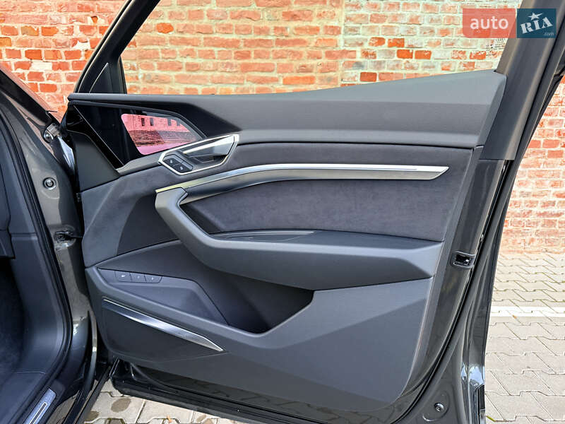 Внедорожник / Кроссовер Audi e-tron Sportback 2021 в Тернополе фото 36 Внедорожник / Кроссовер Audi e-tron Sportback 2021 в Тернополе