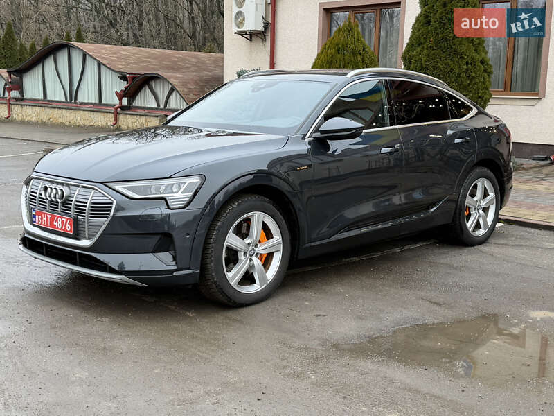 Позашляховик / Кросовер Audi e-tron Sportback 2021 в Тернополі