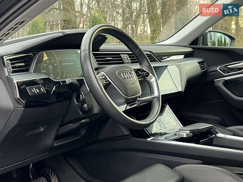 Внедорожник / Кроссовер Audi e-tron Sportback 2020 в Львове