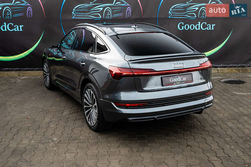 Позашляховик / Кросовер Audi e-tron Sportback 2020 в Луцьку