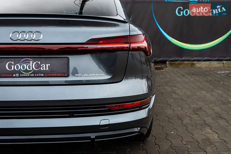 Позашляховик / Кросовер Audi e-tron Sportback 2020 в Луцьку