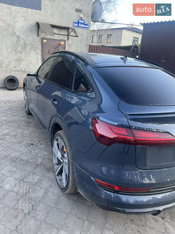 Внедорожник / Кроссовер Audi e-tron Sportback 2022 в Ахтырке