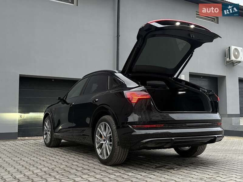 Позашляховик / Кросовер Audi e-tron Sportback 2020 в Тернополі