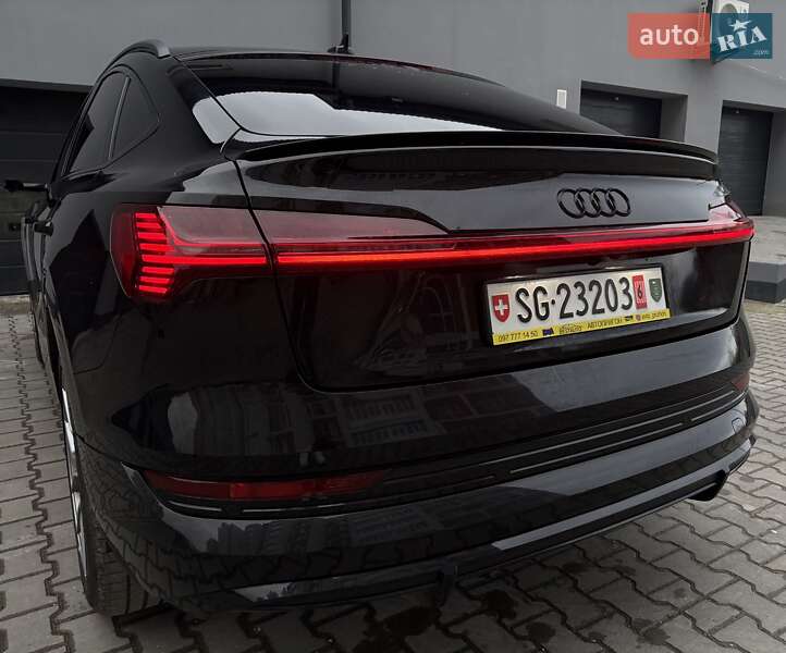 Позашляховик / Кросовер Audi e-tron Sportback 2020 в Тернополі