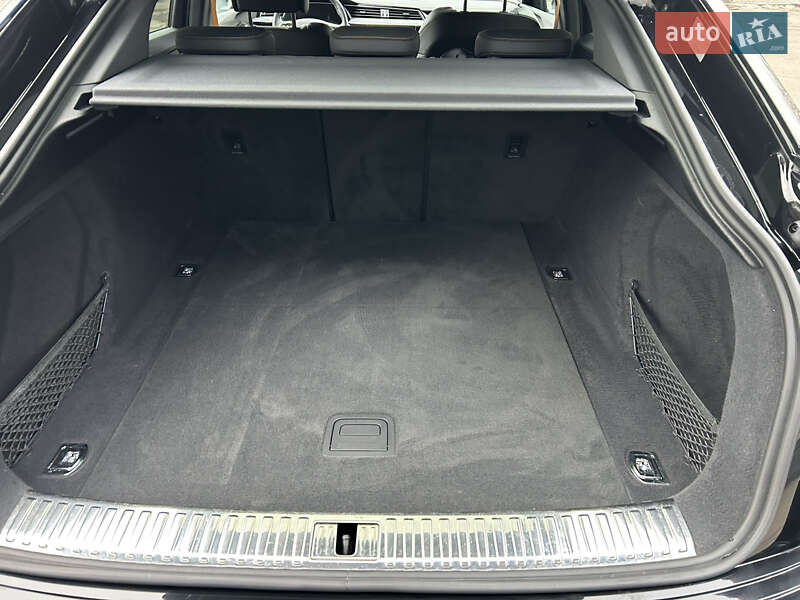 Внедорожник / Кроссовер Audi e-tron Sportback 2022 в Киеве фото 14 Внедорожник / Кроссовер Audi e-tron Sportback 2022 в Киеве