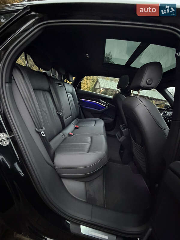 Внедорожник / Кроссовер Audi e-tron Sportback 2021 в Львове