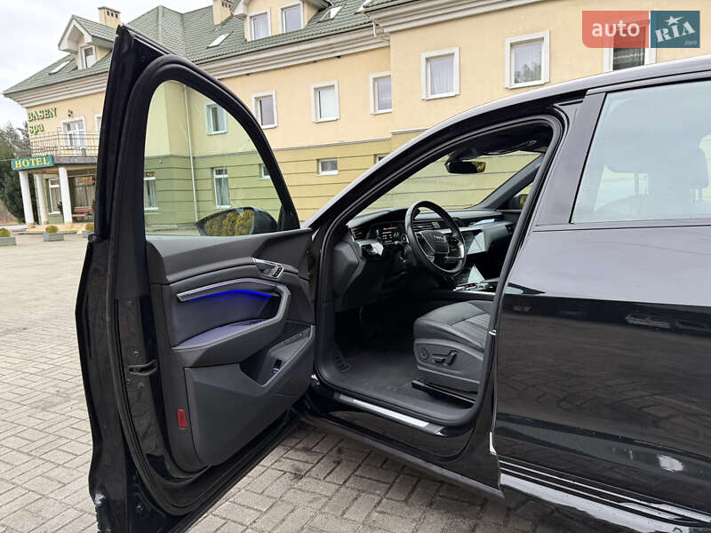 Внедорожник / Кроссовер Audi e-tron Sportback 2021 в Львове