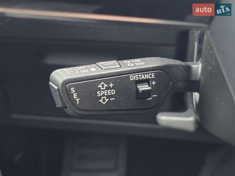 Позашляховик / Кросовер Audi e-tron Sportback 2022 в Ковелі