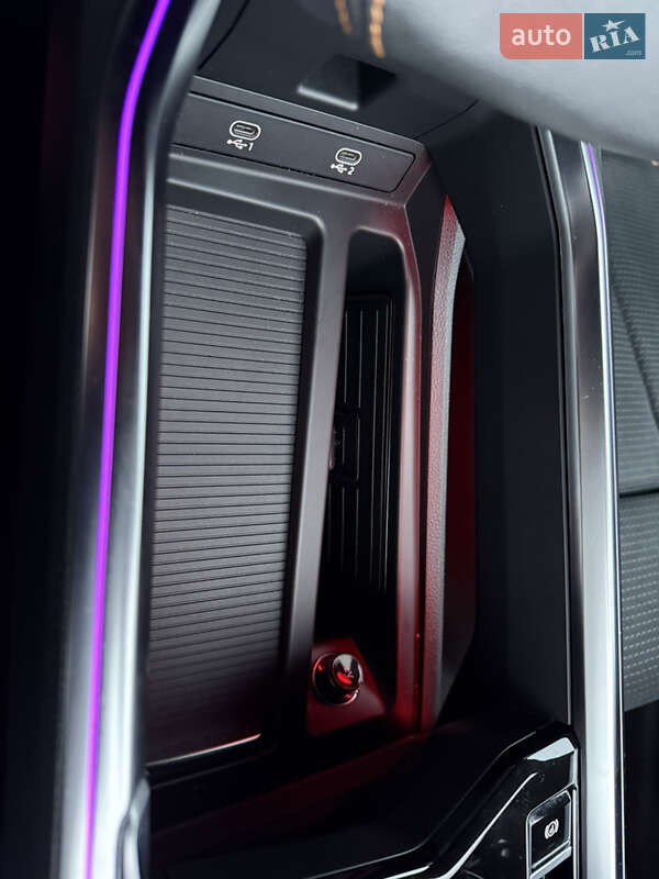 Позашляховик / Кросовер Audi e-tron Sportback 2022 в Луцьку