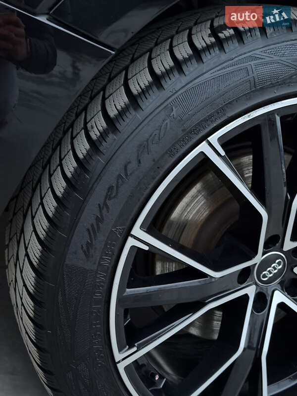 Внедорожник / Кроссовер Audi e-tron Sportback 2021 в Дубно