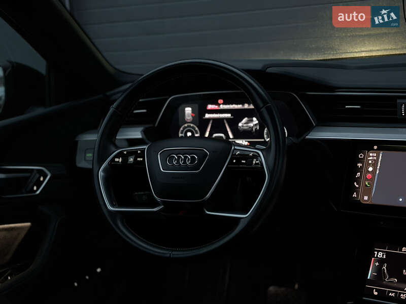 Внедорожник / Кроссовер Audi e-tron Sportback 2021 в Дубно