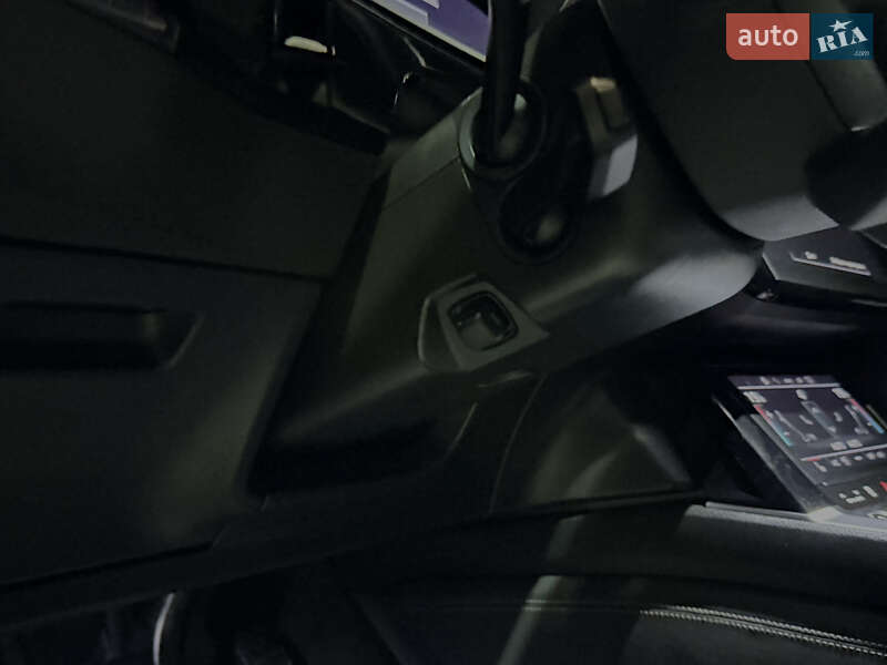 Внедорожник / Кроссовер Audi e-tron Sportback 2021 в Дубно