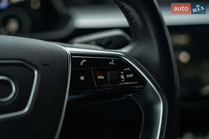 Внедорожник / Кроссовер Audi e-tron Sportback 2022 в Черновцах