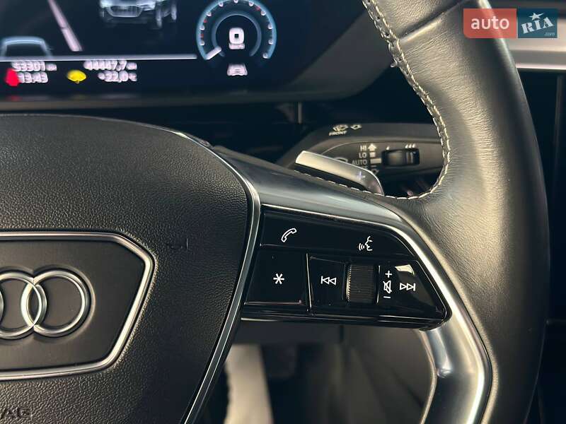 Позашляховик / Кросовер Audi e-tron Sportback 2020 в Львові фото 24 Позашляховик / Кросовер Audi e-tron Sportback 2020 в Львові