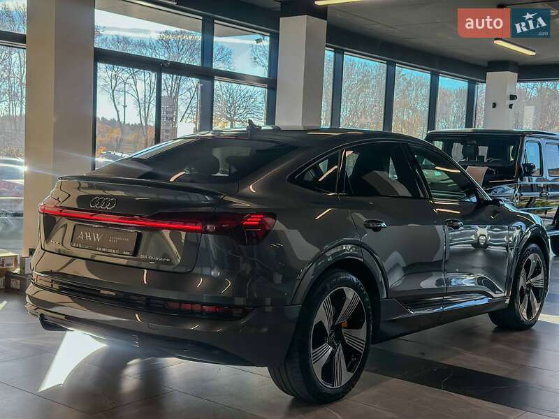 Позашляховик / Кросовер Audi e-tron Sportback 2020 в Львові фото 45 Позашляховик / Кросовер Audi e-tron Sportback 2020 в Львові