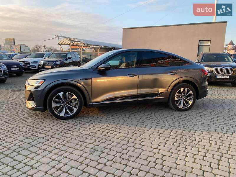 Внедорожник / Кроссовер Audi e-tron Sportback 2021 в Львове