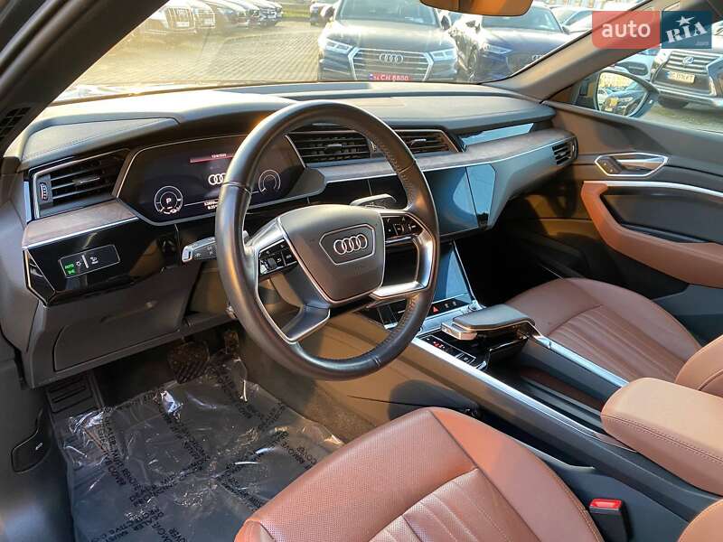 Внедорожник / Кроссовер Audi e-tron Sportback 2021 в Львове