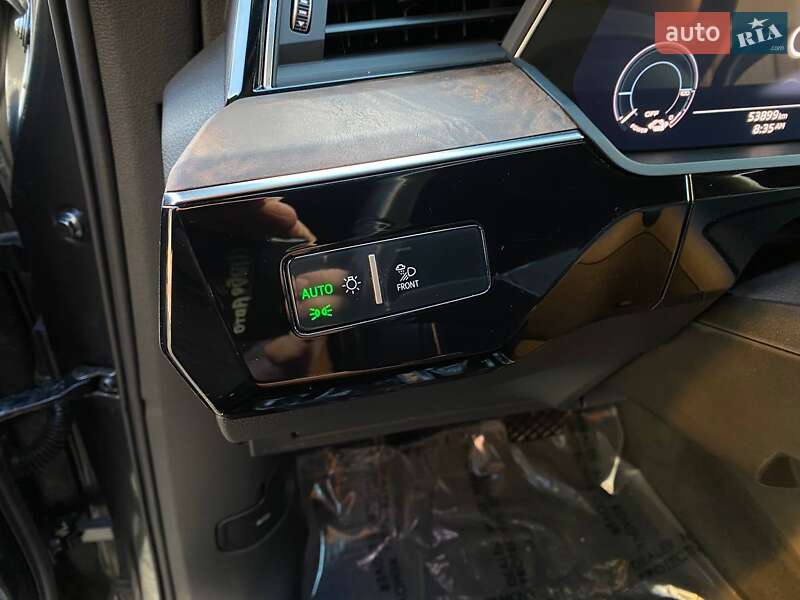 Внедорожник / Кроссовер Audi e-tron Sportback 2021 в Львове