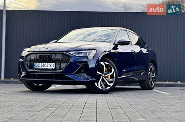 Позашляховик / Кросовер Audi e-tron Sportback 2022 в Самборі