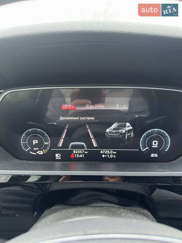 Позашляховик / Кросовер Audi e-tron Sportback 2020 в Вінниці