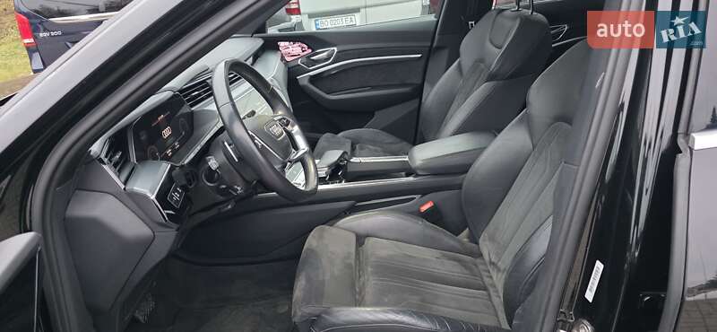 Позашляховик / Кросовер Audi e-tron Sportback 2020 в Тернополі