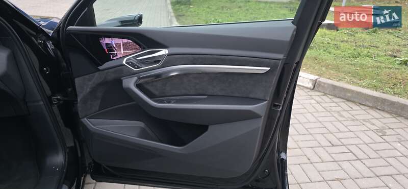 Позашляховик / Кросовер Audi e-tron Sportback 2020 в Тернополі