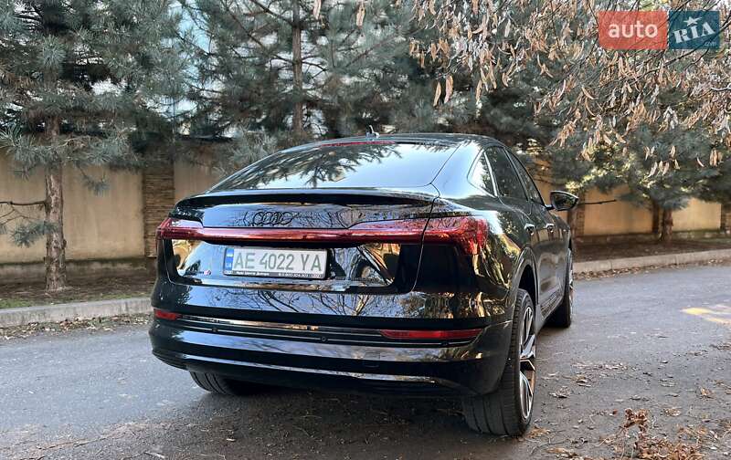 Внедорожник / Кроссовер Audi e-tron Sportback 2022 в Днепре