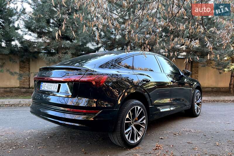 Внедорожник / Кроссовер Audi e-tron Sportback 2022 в Днепре