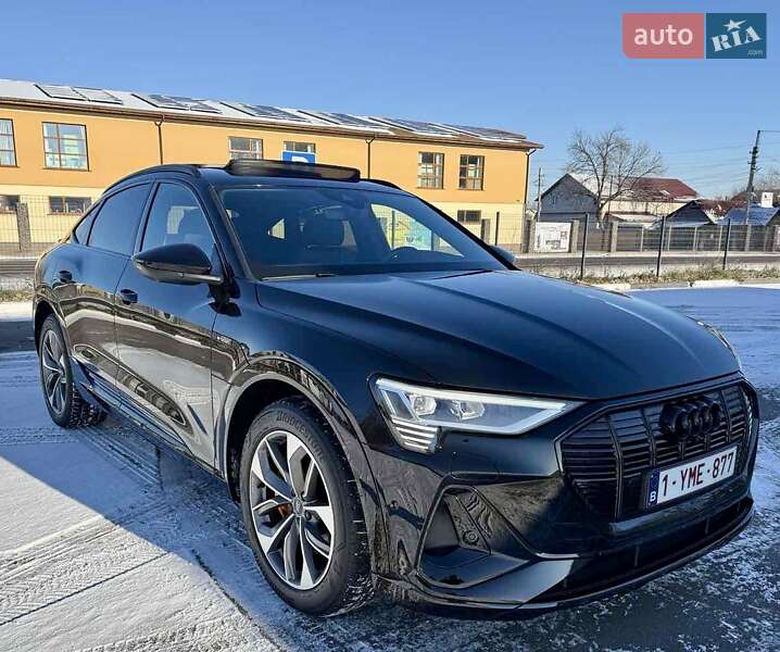 Внедорожник / Кроссовер Audi e-tron Sportback 2021 в Киеве