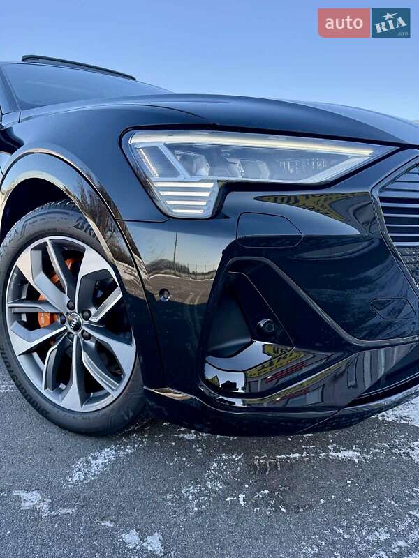 Внедорожник / Кроссовер Audi e-tron Sportback 2021 в Киеве