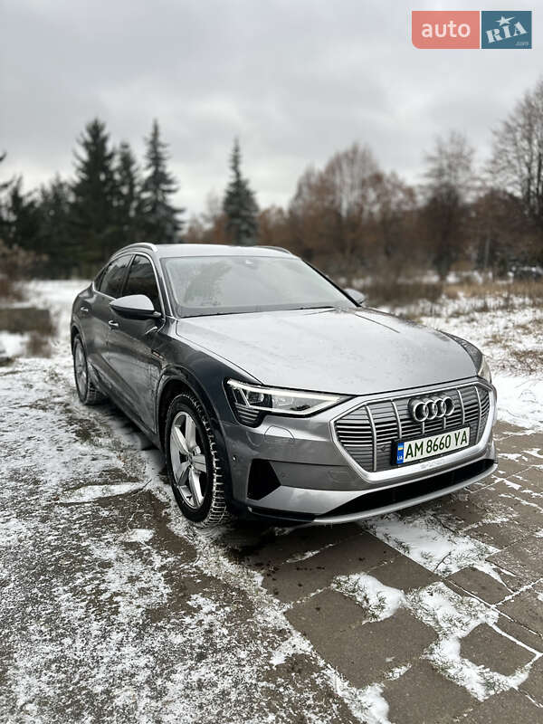 Внедорожник / Кроссовер Audi e-tron Sportback 2020 в Житомире