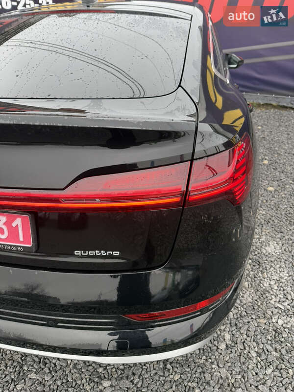 Позашляховик / Кросовер Audi e-tron Sportback 2020 в Стрию
