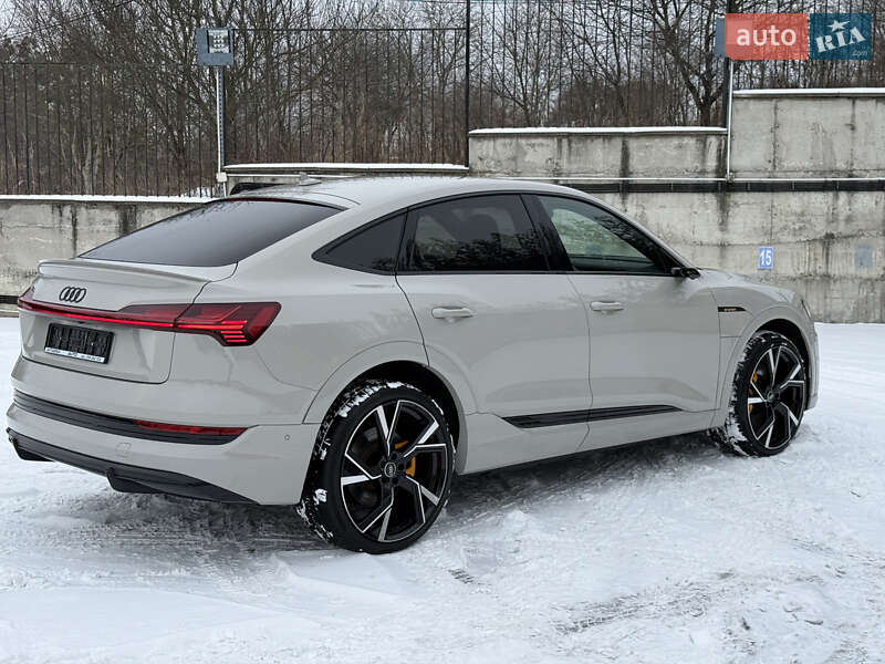 Внедорожник / Кроссовер Audi e-tron Sportback 2020 в Ровно фото 26 Внедорожник / Кроссовер Audi e-tron Sportback 2020 в Ровно