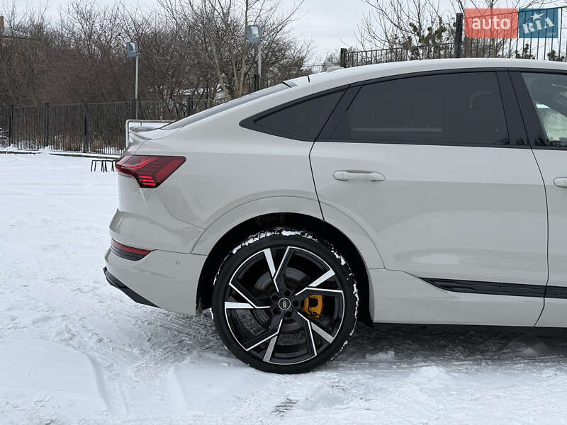 Внедорожник / Кроссовер Audi e-tron Sportback 2020 в Ровно фото 30 Внедорожник / Кроссовер Audi e-tron Sportback 2020 в Ровно