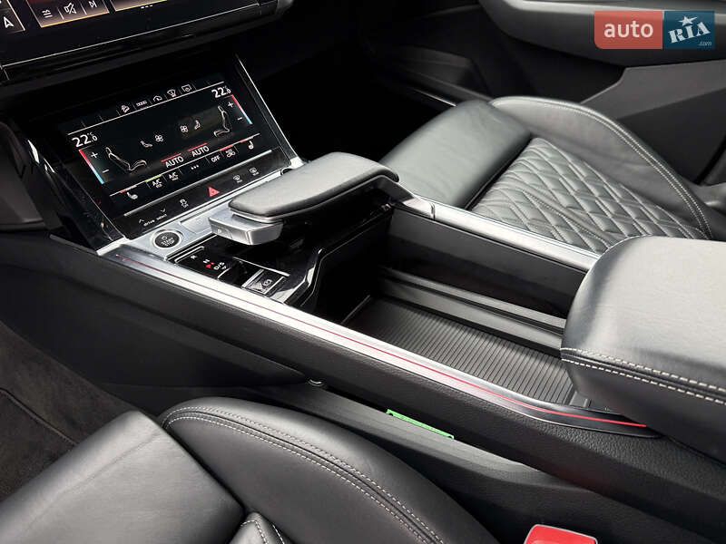 Внедорожник / Кроссовер Audi e-tron Sportback 2020 в Ровно фото 90 Внедорожник / Кроссовер Audi e-tron Sportback 2020 в Ровно