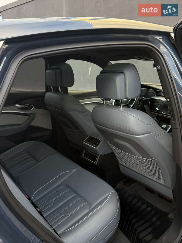 Позашляховик / Кросовер Audi e-tron Sportback 2020 в Чернівцях фото 23 Позашляховик / Кросовер Audi e-tron Sportback 2020 в Чернівцях