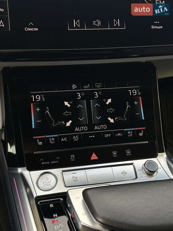 Позашляховик / Кросовер Audi e-tron Sportback 2020 в Чернівцях фото 24 Позашляховик / Кросовер Audi e-tron Sportback 2020 в Чернівцях