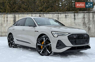 Позашляховик / Кросовер Audi e-tron Sportback 2020 в Рівному