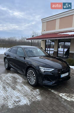 Позашляховик / Кросовер Audi e-tron Sportback 2020 в Чернівцях
