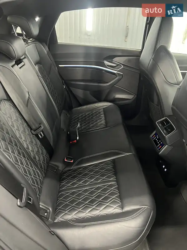 Audi e-tron Sportback 2020 VIN WAUZZZGE1LB029452 фото оголошення 21 з 50