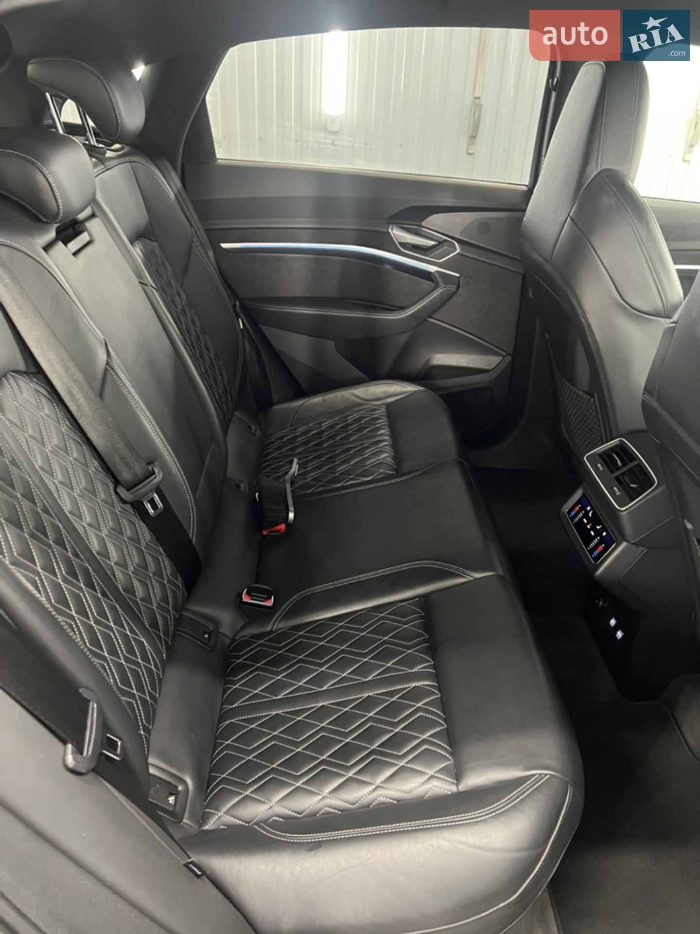 2020 Audi e-tron Sportback - мініатюра 21